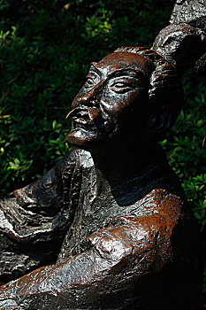 杨炯大型大理石室外雕像