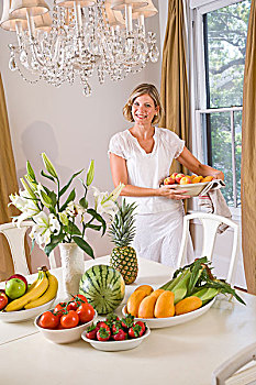 女人,餐厅,新鲜水果,蔬菜,桌上