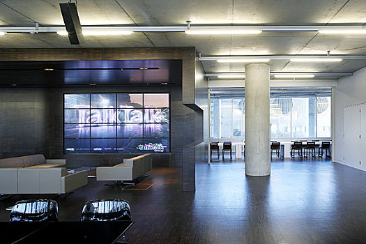 交谈,总部,伦敦,英国,2009年,内景,开放式格局,会面,区域,展示,巨大,液晶显示屏
