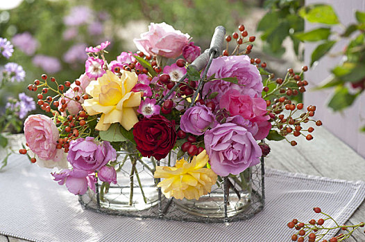 花束,粉色,玫瑰,野玫瑰果,小,铁丝篮