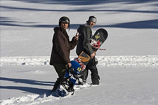 中年,男人,男青年,走,滑雪板