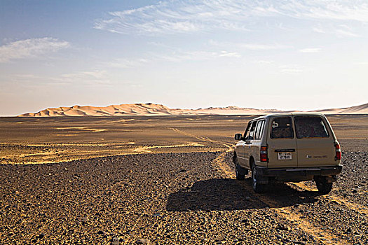 吉普车,石头,荒芜,阿卡库斯,山峦,利比亚,撒哈拉沙漠,北非