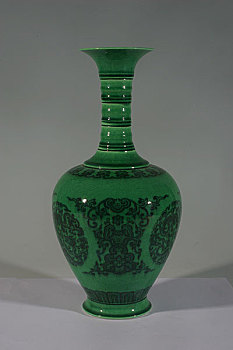 绿釉墨彩花瓶,清