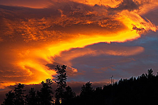 生动,日落,云,碧玉国家公园,艾伯塔省,加拿大