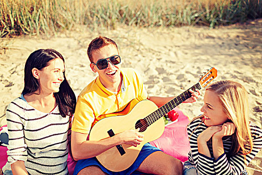 暑假,度假,音乐,高兴,人,概念,群体,朋友,吉他,乐趣,海滩