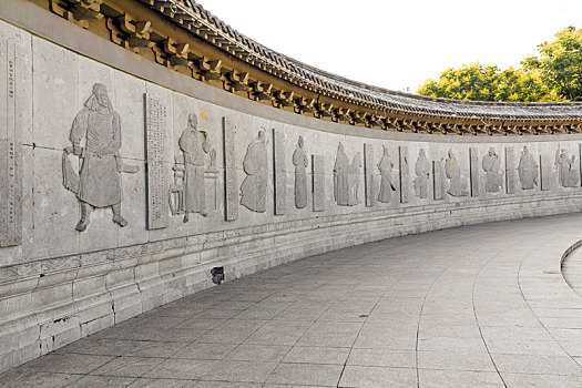 中国安徽省亳州花戏楼景区古代人物浮雕照壁
