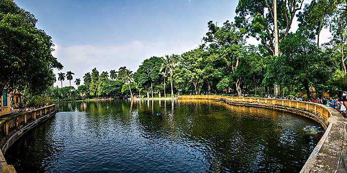 越南河内胡志明纪念馆池塘