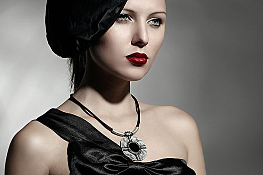 年轻,女人,戴着,优雅,黑色,连衣裙,帽子,头像