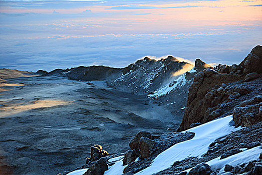 晨雾,火山口,乞力马扎罗山,坦桑尼亚,非洲