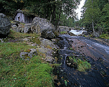 老,小屋,旁侧,山,河,山谷,挪威,斯堪的纳维亚,欧洲