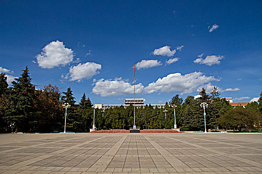 昆明城市建筑,大学