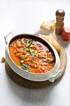 鹰嘴豆,西红柿汤