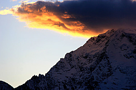 梅里雪山