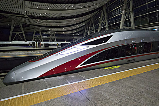 中国制造高铁复兴号