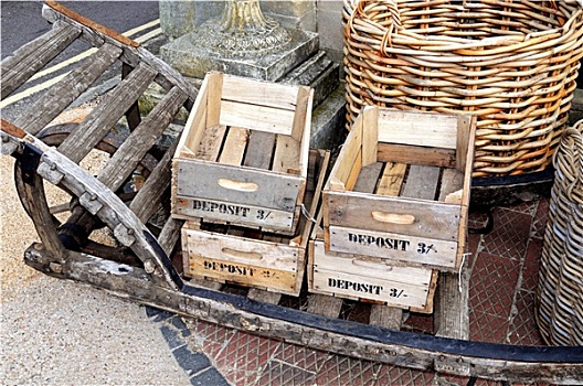 老,木质,板条箱,柳条篮,手推车