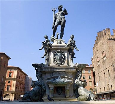 仰视,喷泉,雕塑,广场,博洛尼亚,艾米利亚-罗马涅大区,意大利