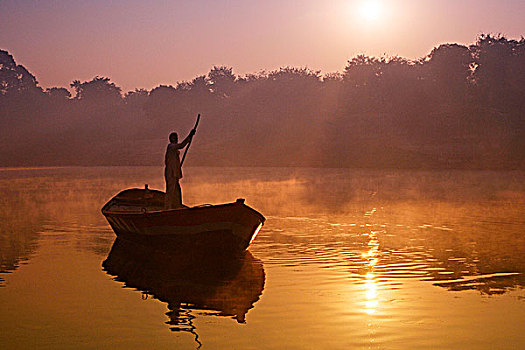 印度,北方邦,船夫,早晨,河,薄雾