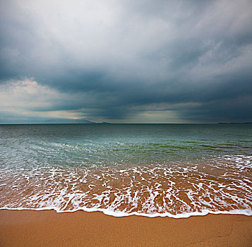 海滩,风暴