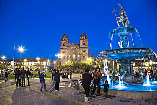 南美,秘鲁,库斯科市,人,广场,喷泉,教堂,黄昏