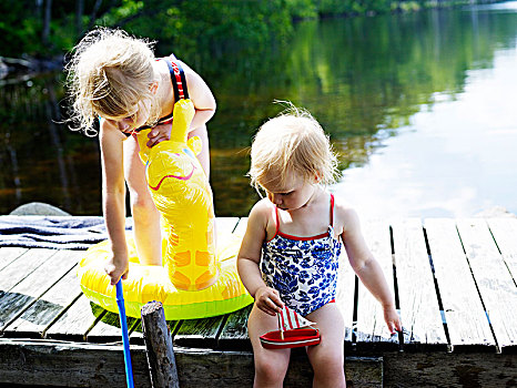 斯堪的纳维亚,瑞典,两个女孩,玩,码头