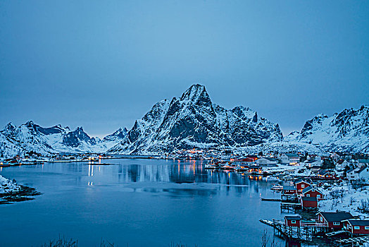 平和,风景,积雪,水岸,渔村,山,夜晚,瑞恩,罗浮敦群岛,挪威