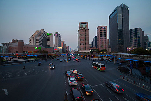 上海天目西路恒丰路路口街景