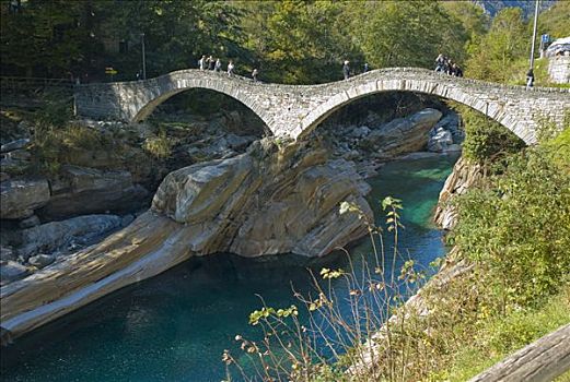 石桥,河,山谷,韦尔扎斯卡谷,提契诺河,瑞士,欧洲