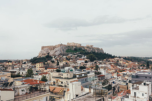 希腊首都雅典城市景观和雅典卫城远景
