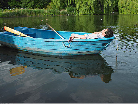 男人,划桨船