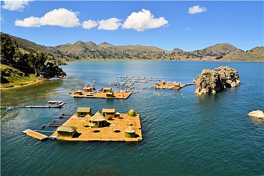 漂浮,浮岛,岛屿,提提卡卡湖,玻利维亚,秘鲁