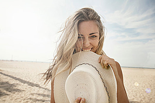 年轻,女人,头像,海滩,拿着,草帽