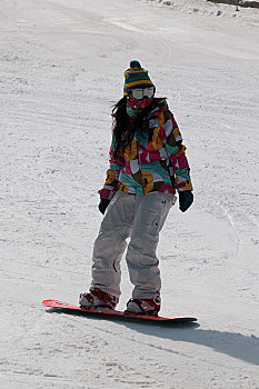 滑雪的姑娘