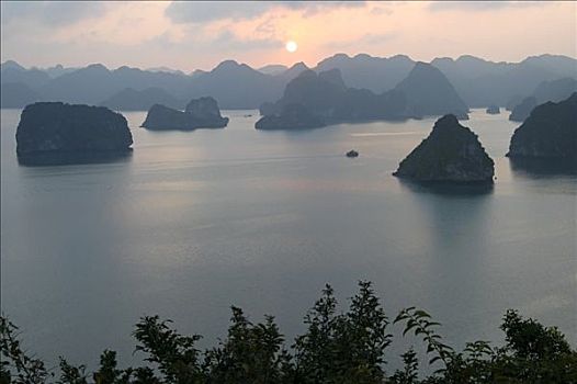 日落,世界自然遗产,下龙湾,越南