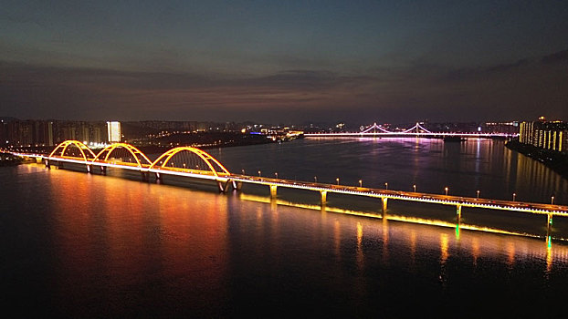 长沙北辰三角洲,福元路大桥,三汊矶大桥夜景