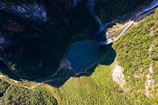 航拍湖南湘西矮寨德夯景区流纱瀑布