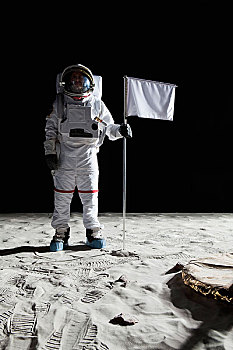 宇航员,站立,靠近,白旗