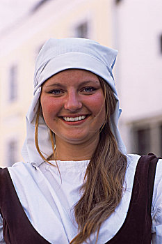 爱沙尼亚人,女孩,传统服装,餐馆,老城,塔林,爱沙尼亚,模型