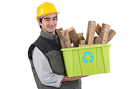 男人,拿着,再生,盒子,满,废料,木头