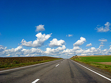 道路,蓝天