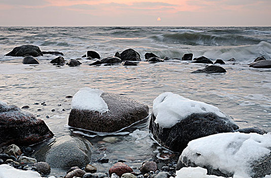 冰,石头,波罗的海,海洋,海岸,雅斯蒙德国家公园,吕根岛,梅克伦堡前波莫瑞州,德国,欧洲