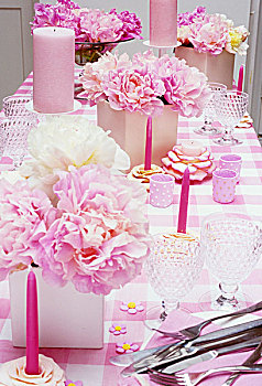 桌子,粉色,配饰,牡丹