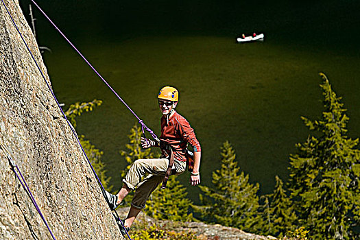 男性,攀岩者,公园,温哥华岛,不列颠哥伦比亚省,加拿大