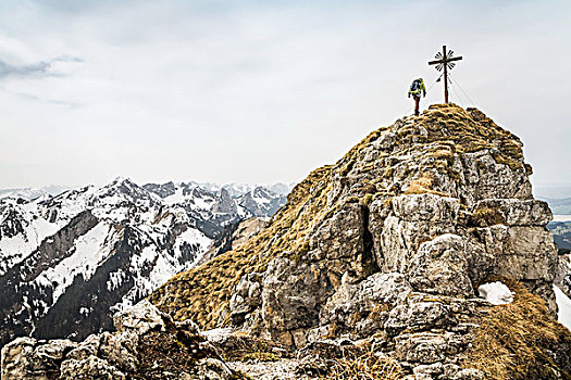 男青年,远足,顶峰,山,乌伯阿玛高,巴伐利亚,德国