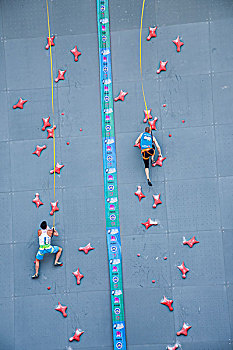 重庆九龙坡区华岩壁虎王国家攀岩示范公园比赛速道