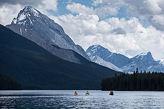皮划艇手,玛琳湖,碧玉国家公园,加拿大