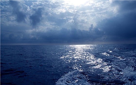 蓝色海洋,风暴,生动,天空,白天