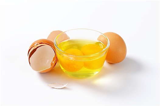蛋白,蛋黄,玻璃碗