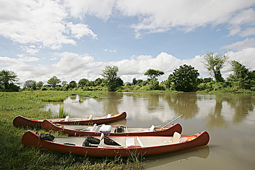 独木舟,赞比西河