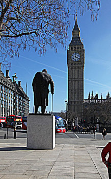 英国伦敦丘吉尔塑像和大本钟