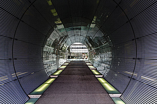 柏林连通街区的长廊走廊